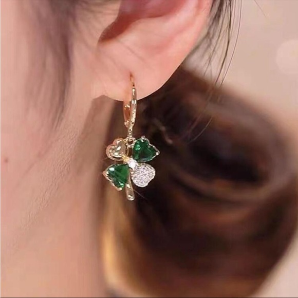 Cubic Zirconia Shamrock Earrings - Picture 4 of 7